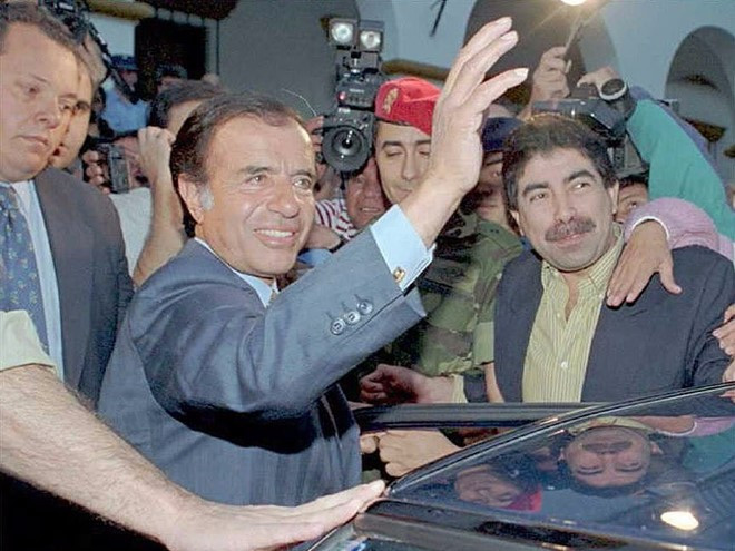 Không nhắc đến Carlos Menem ở Argentina. Không nhắc đến Carlos Menem ở Argentina.