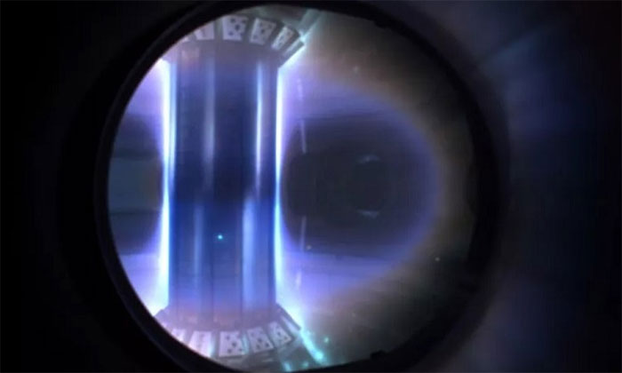 ben-trong-lo-phan-ung-tomahak Bên trong lò phản ứng nhiệt hạch tokamak của Tokamak Energy.