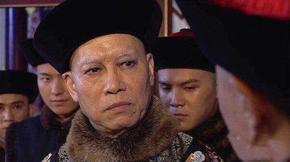 Lưu Cẩn là hoạn quan có vai trò quan trọng trong triều đình.