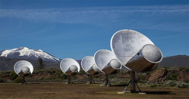 Tàu Voyager 1: Tín Hiệu Kỳ Diệu Từ Rìa Hệ Mặt Trời