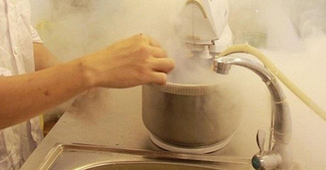 Cảnh Báo Nguy Cơ Khi Thưởng Thức Món Kem Mây và Snack Khói